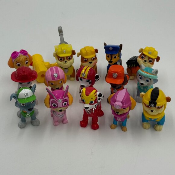 Lot Of 15 Paw Patrol Figures Dogs Toys Skye Everest Rider Chase Cake Topper - Picture 1 of 9